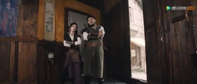 逃出诡异古宅